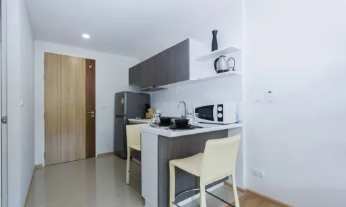 Потрясающие апартаменты студия и с видом на город в проекте Ката Озон, на пляже Ката