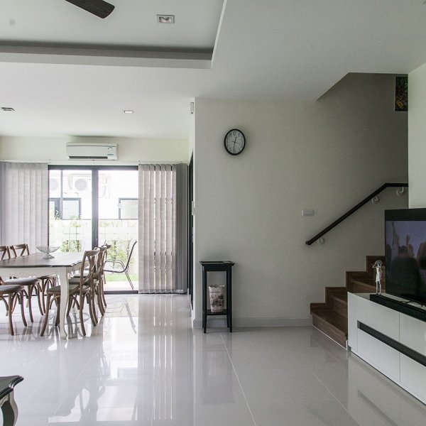 Property image - photo 2