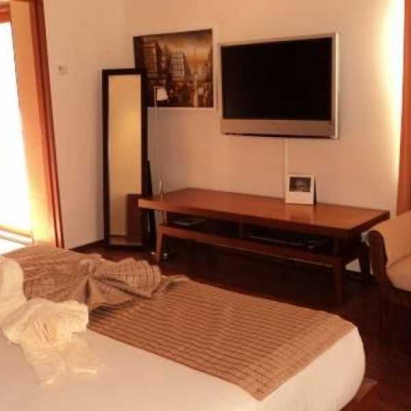 Property image - gallery 12