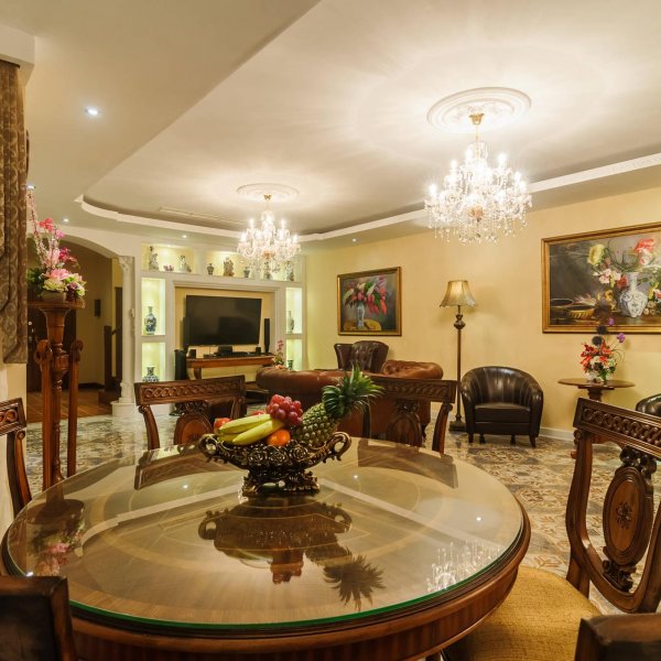 Property image - gallery 19