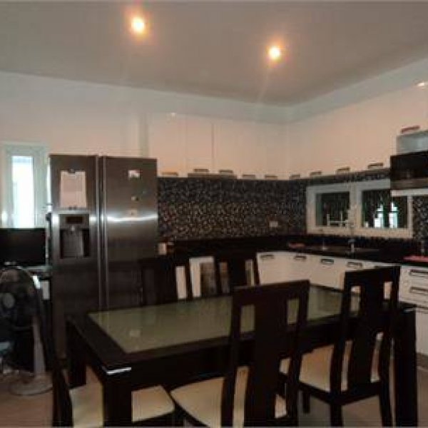 Property image - gallery 9