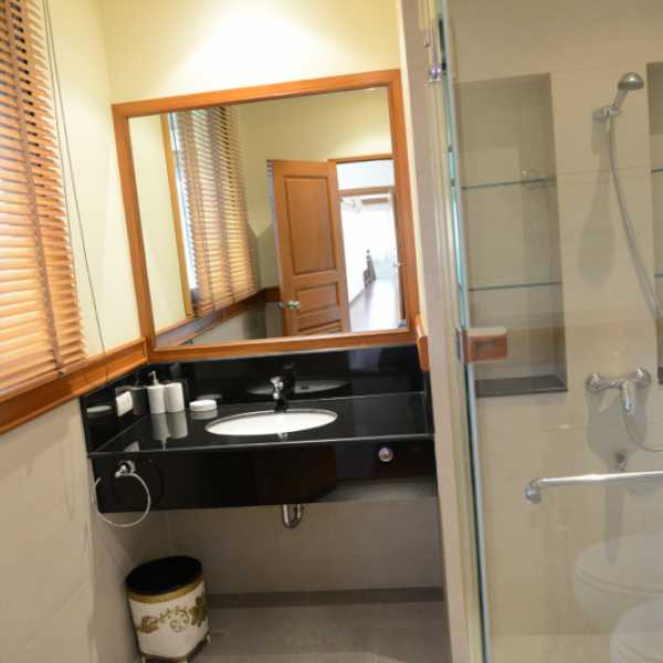 Property image - gallery 12