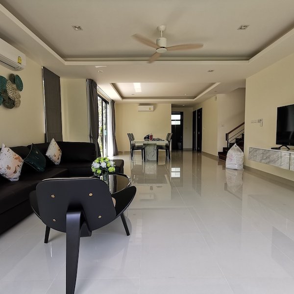 Property image - photo 2