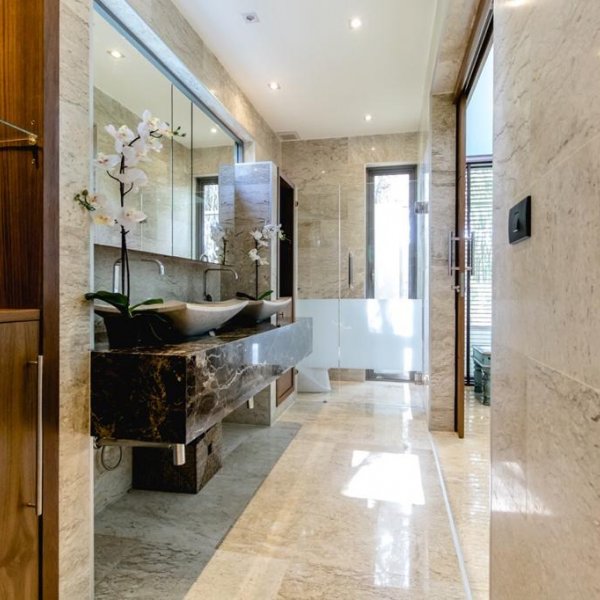 Property image - gallery 9