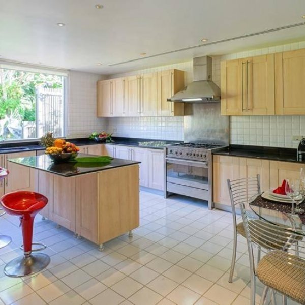 Property image - gallery 6