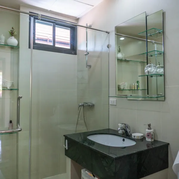 Property image - gallery 114