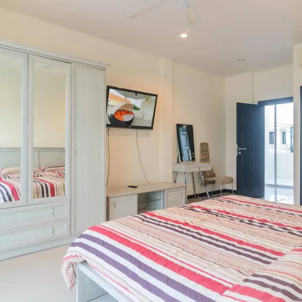 Property image - gallery 36