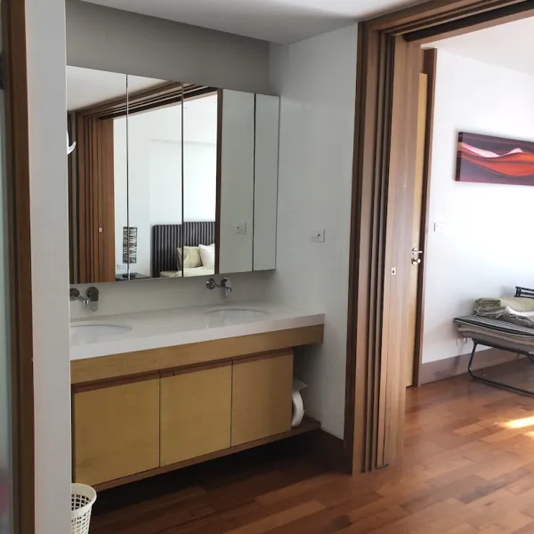 Property image - gallery 9