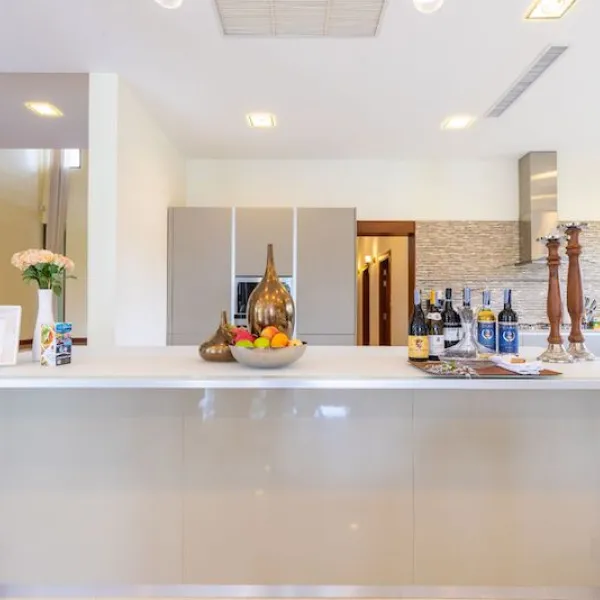Property image - gallery 82