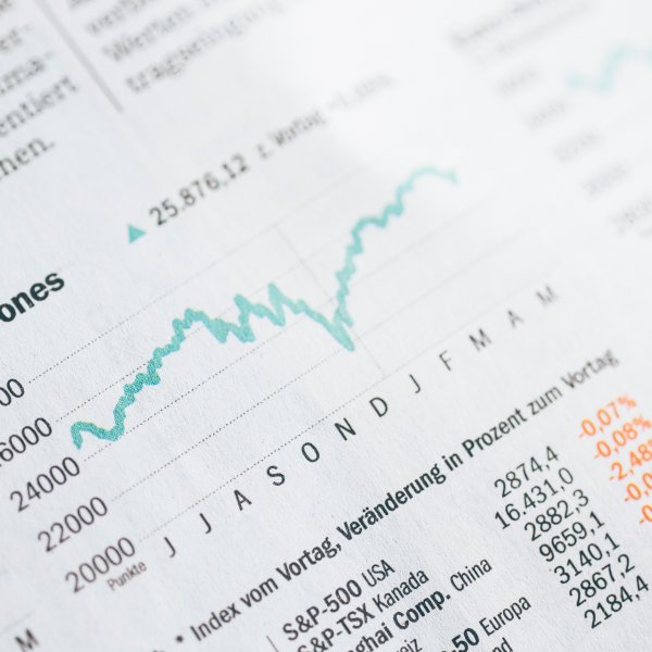 Тайский бат вырос на 6% по отношению к доллару