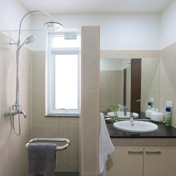 Property image - gallery 6