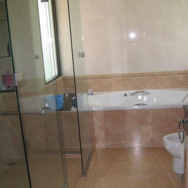 Property image - gallery 13