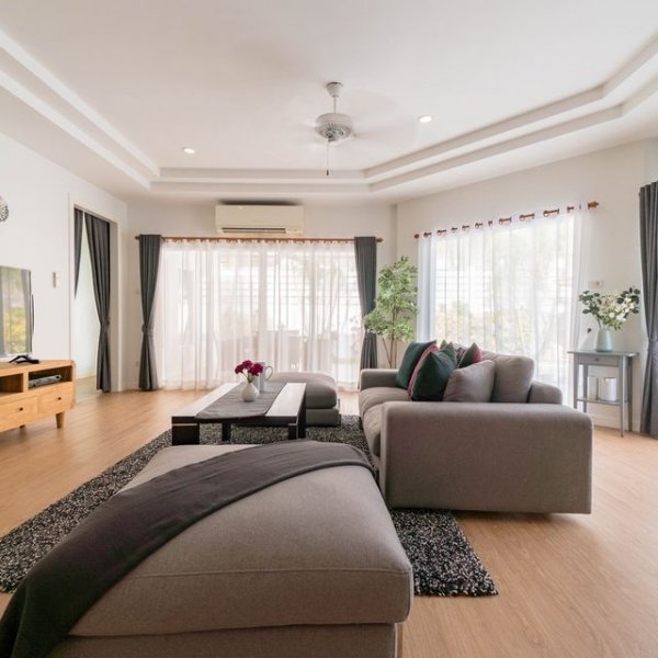 Property image - gallery 6