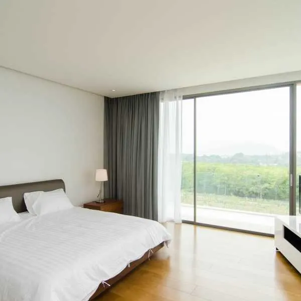 Property image - gallery 12