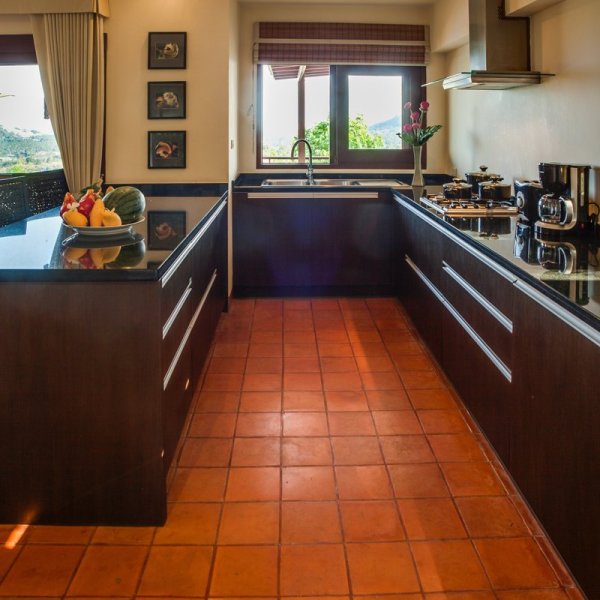 Property image - gallery 11