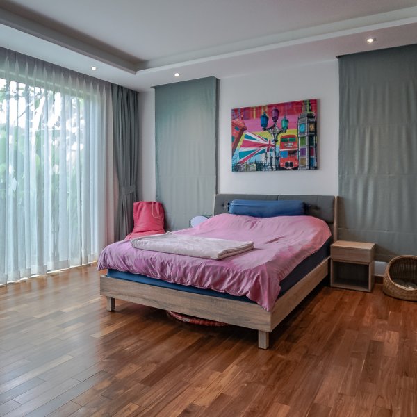 Property image - gallery 53