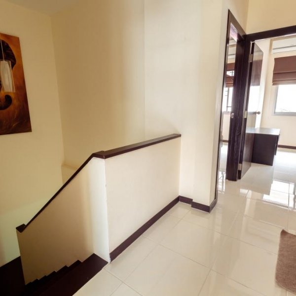 Property image - gallery 8