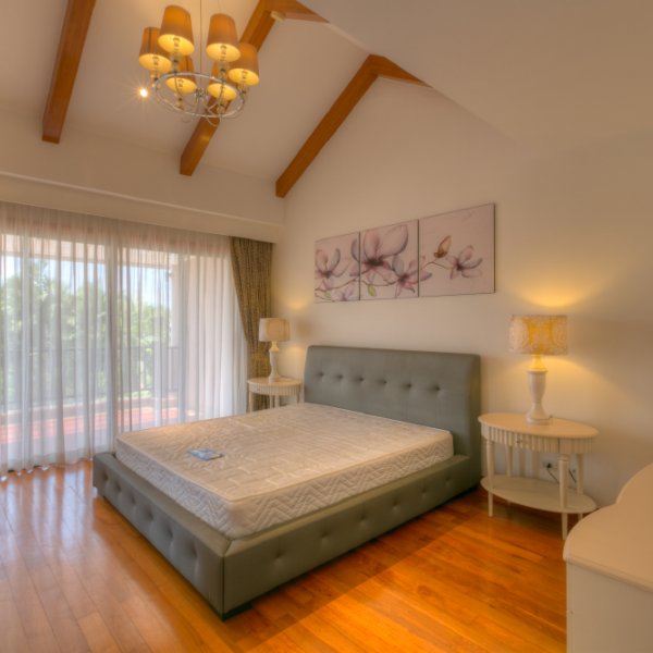 Property image - gallery 39