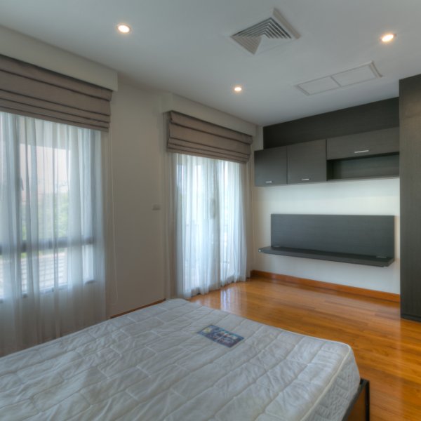 Property image - gallery 28