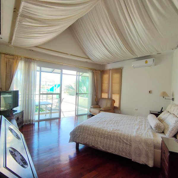 Property image - gallery 14