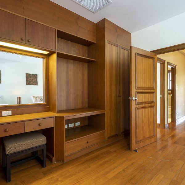 Property image - gallery 32