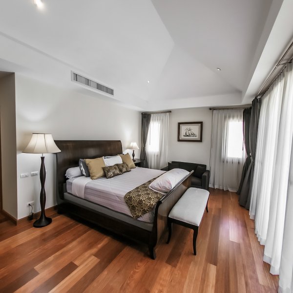 Property image - gallery 11