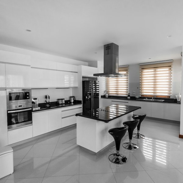 Property image - gallery 86