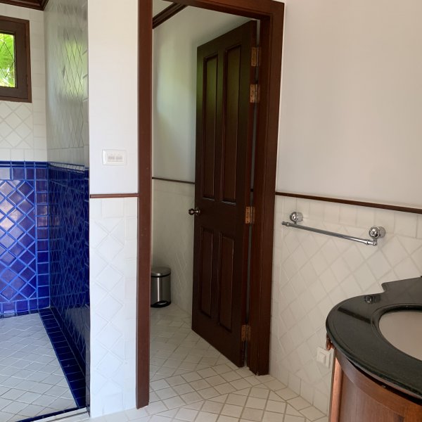 Property image - gallery 37