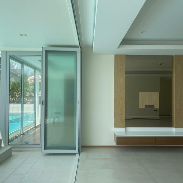 Property image - gallery 9