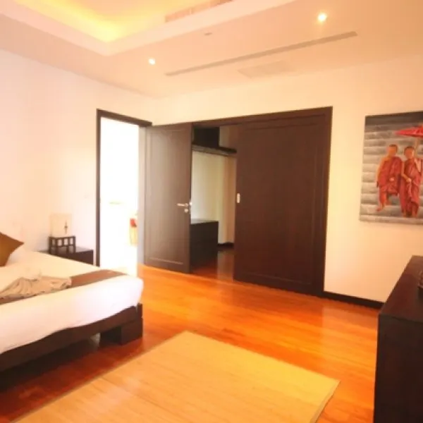 Property image - gallery 11