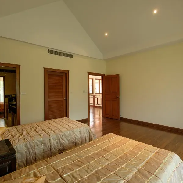 Property image - gallery 33