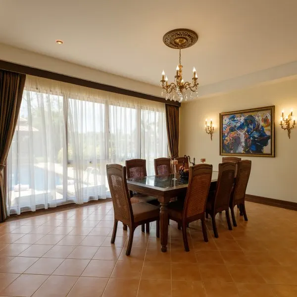 Property image - gallery 37