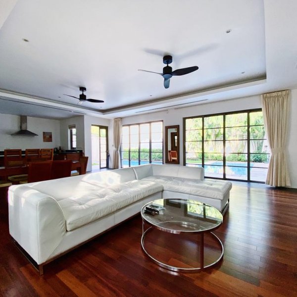 Property image - gallery 7