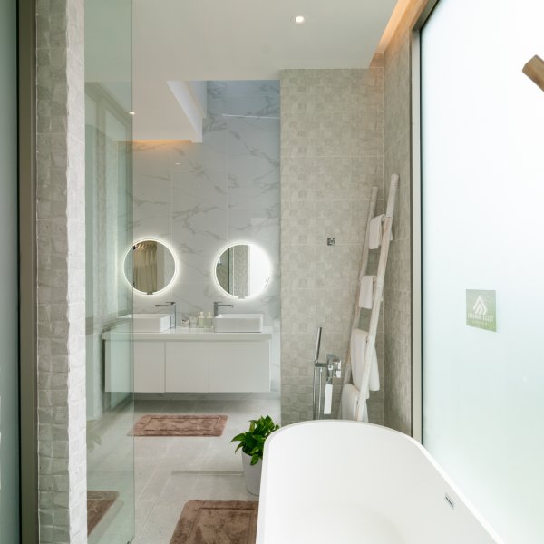 Property image - gallery 53