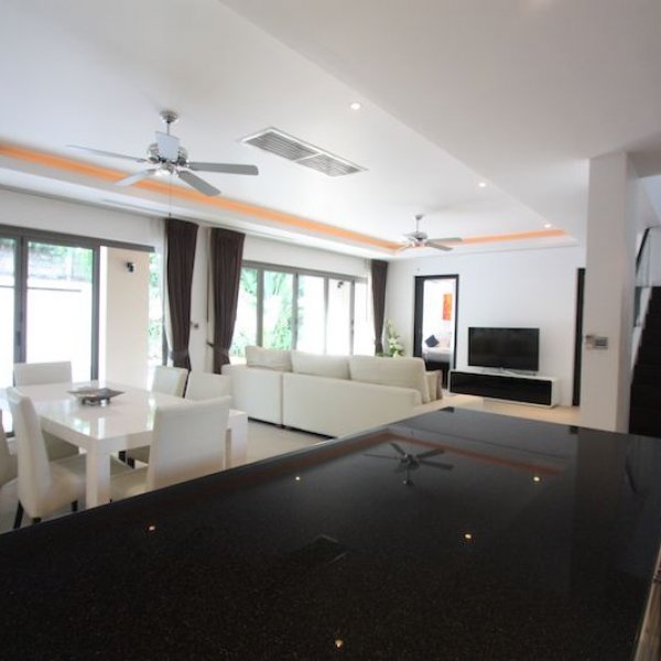 Property image - photo 2