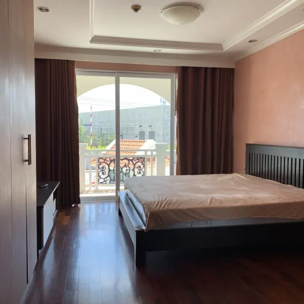 Property image - gallery 14