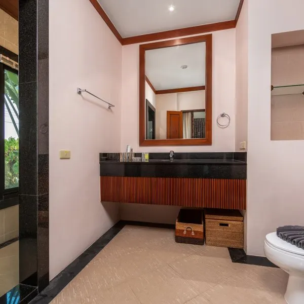 Property image - gallery 32