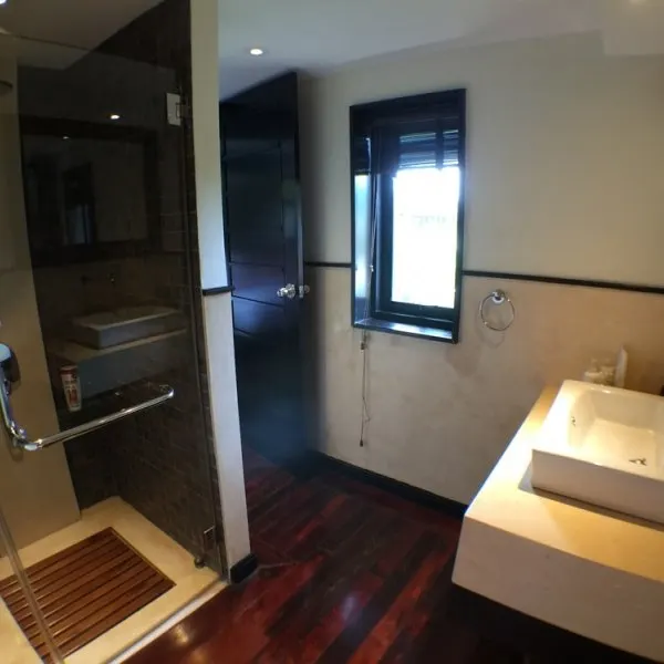 Property image - gallery 11