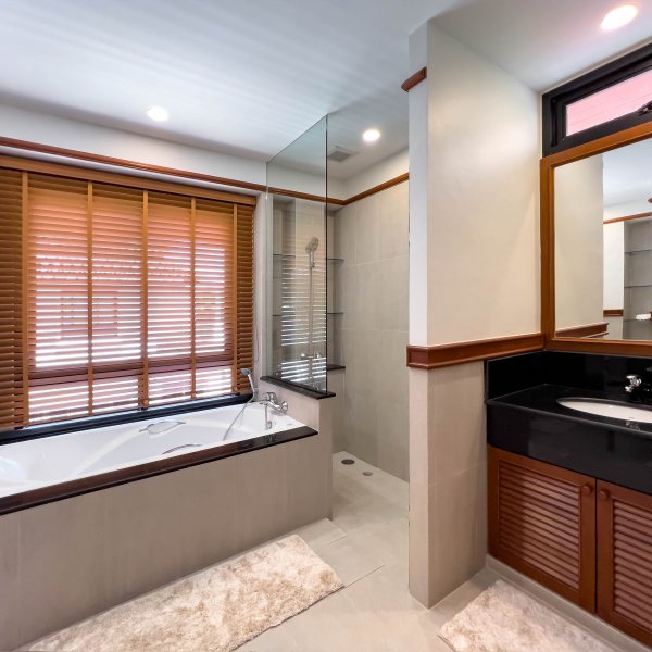 Property image - gallery 34