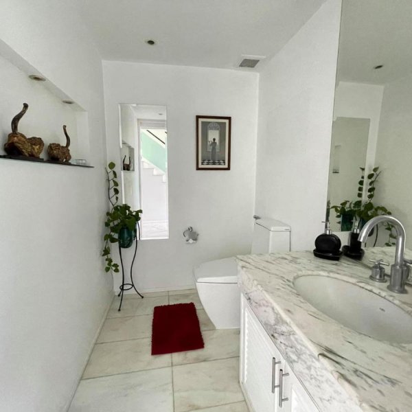 Property image - gallery 9