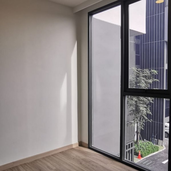 Property image - gallery 11