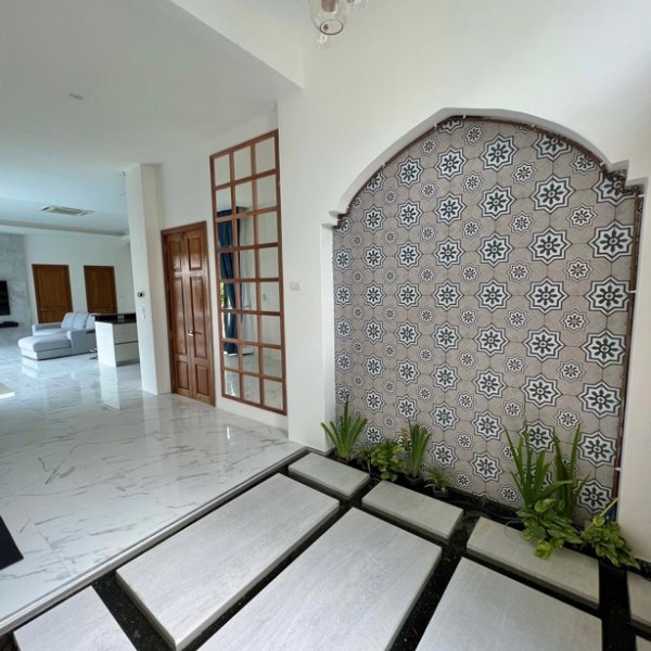 Property image - gallery 6