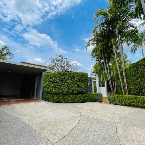 Property image - gallery 9