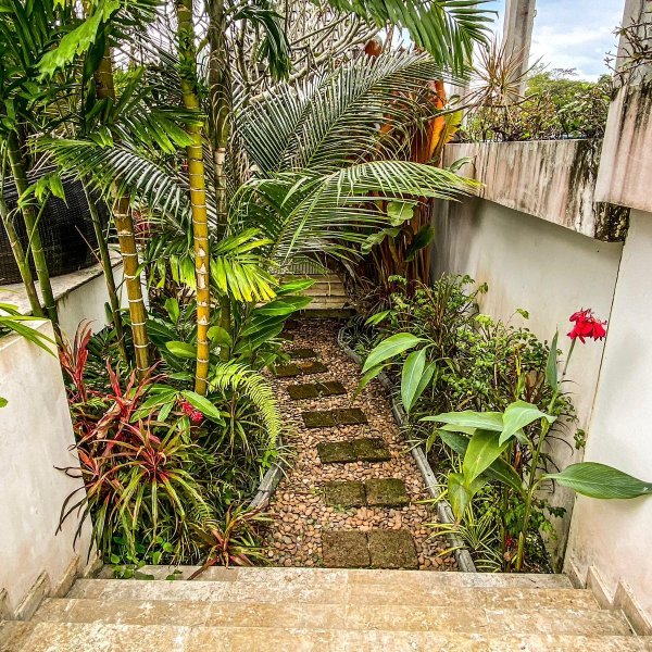 Property image - gallery 9