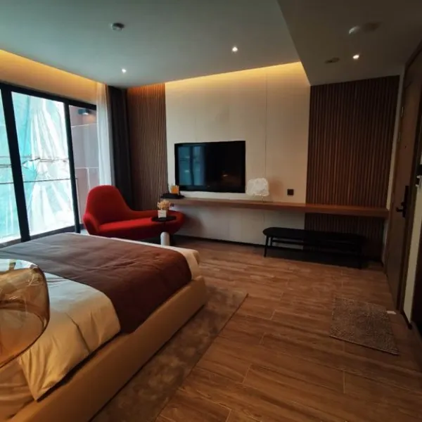 Property image - gallery 38