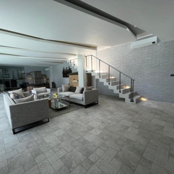 Property image - gallery 9