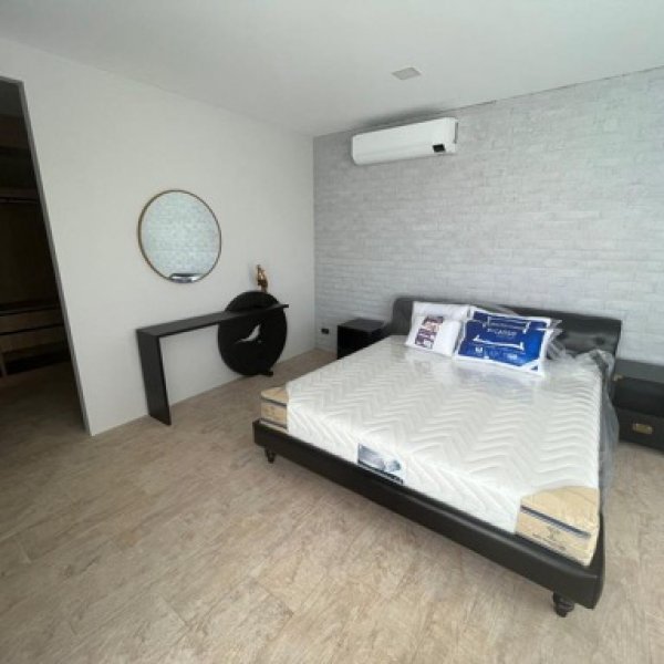 Property image - gallery 17