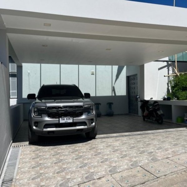 Property image - gallery 39