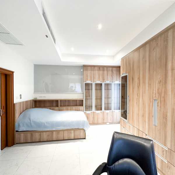 Property image - gallery 9