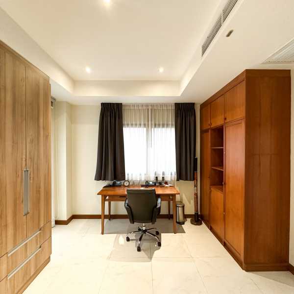 Property image - gallery 11